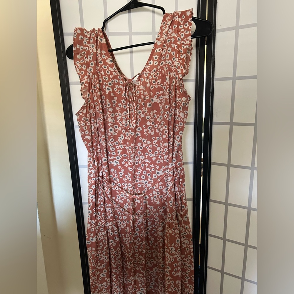 Simply Vera Vera Wang Backless Dress in Pink Floral
